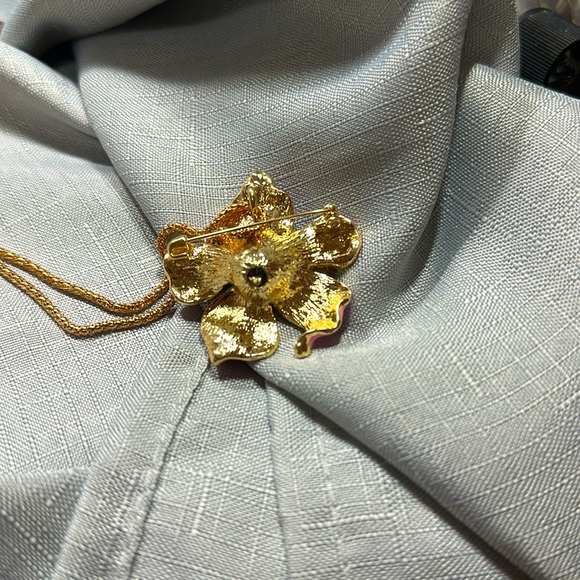 Lily Pendant - Picture 3 of 3